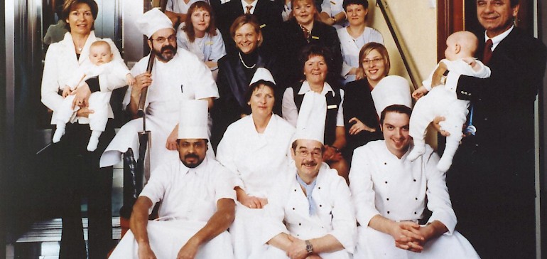 Das Kaiserhof-Team mit Familie Cremer um 2000