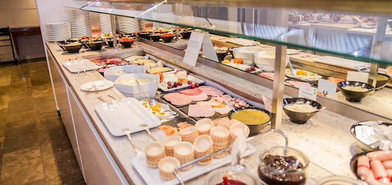 Das Frühstücksbuffet in Münster bieten Aufschnitt, Käse, Marmeladen und vieles mehr